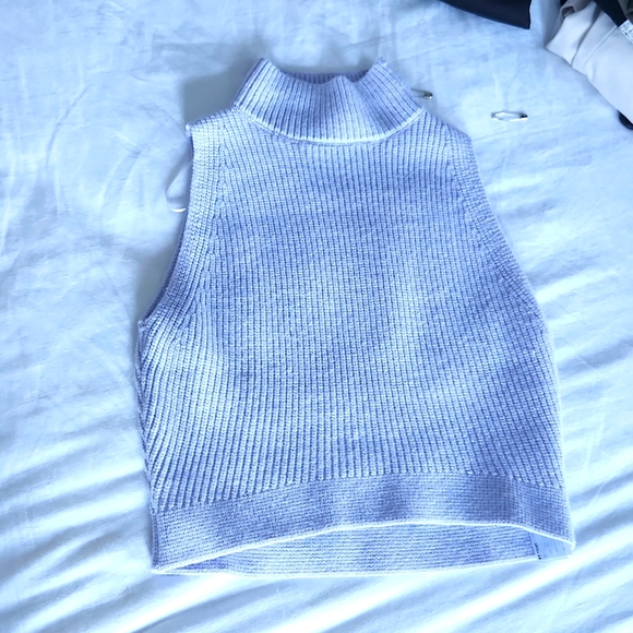 Zara vest - Picture 1 of 2